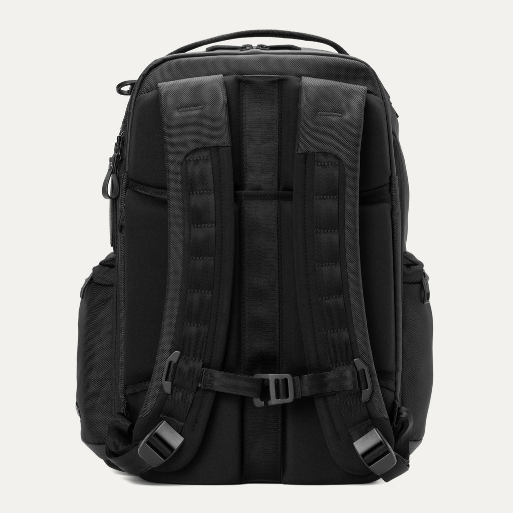 AltitudeTM Large Expandable Laptop Backpack 30-36L