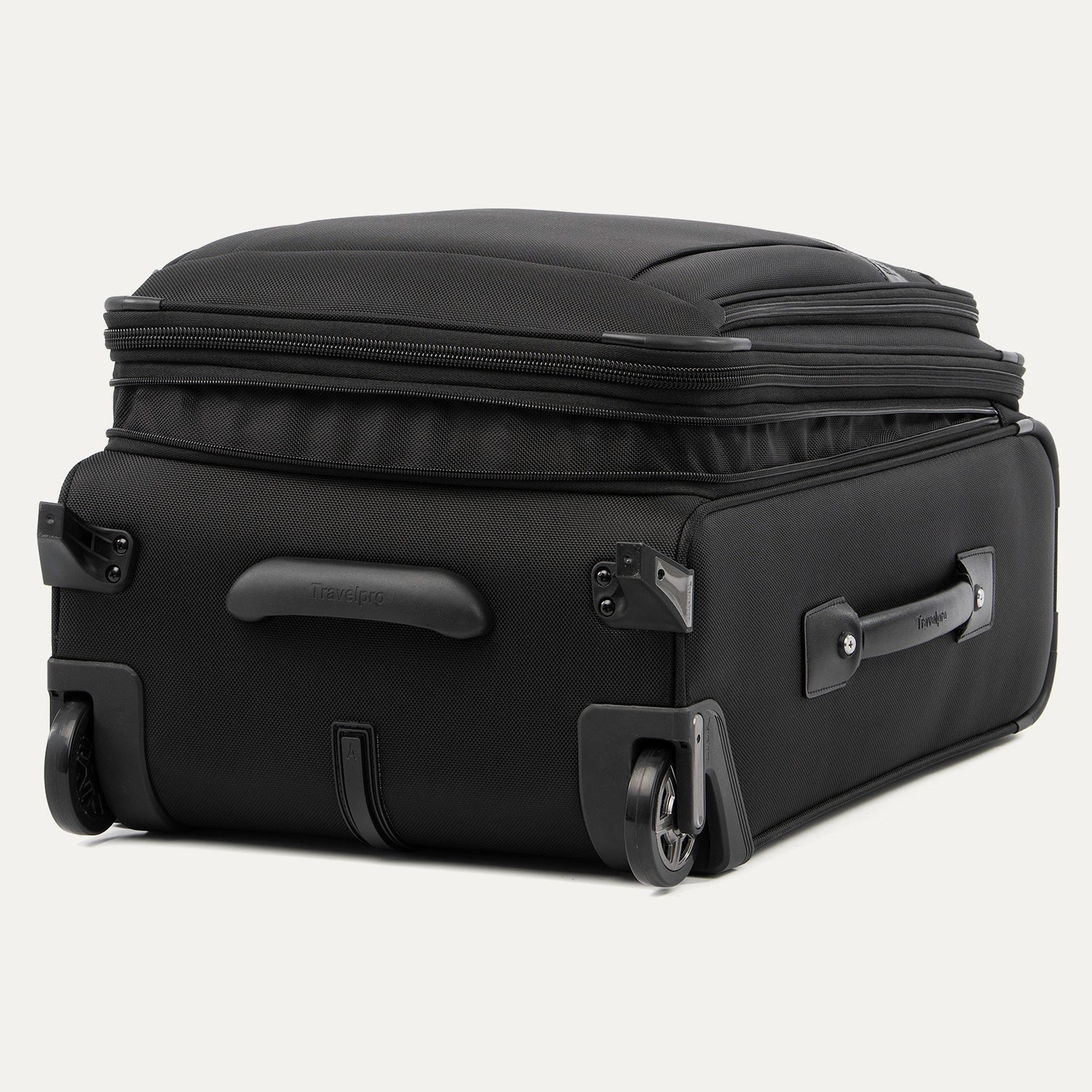 Platinum® Elite Carry-On Rollaboard/ Business Backpack Set