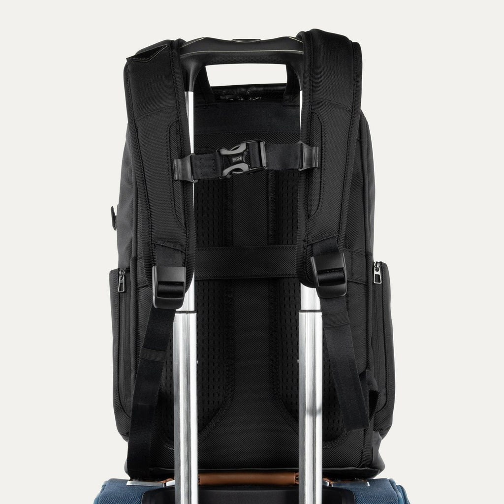 CrewTM Executive ChoiceTM 3 Medium Top Load Backpack