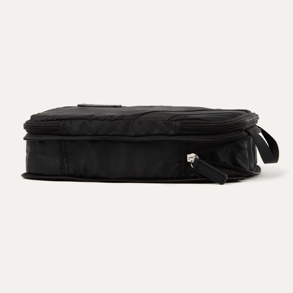 Travelpro® EssentialsTM Medium Expandable/Compressible Packing Cube