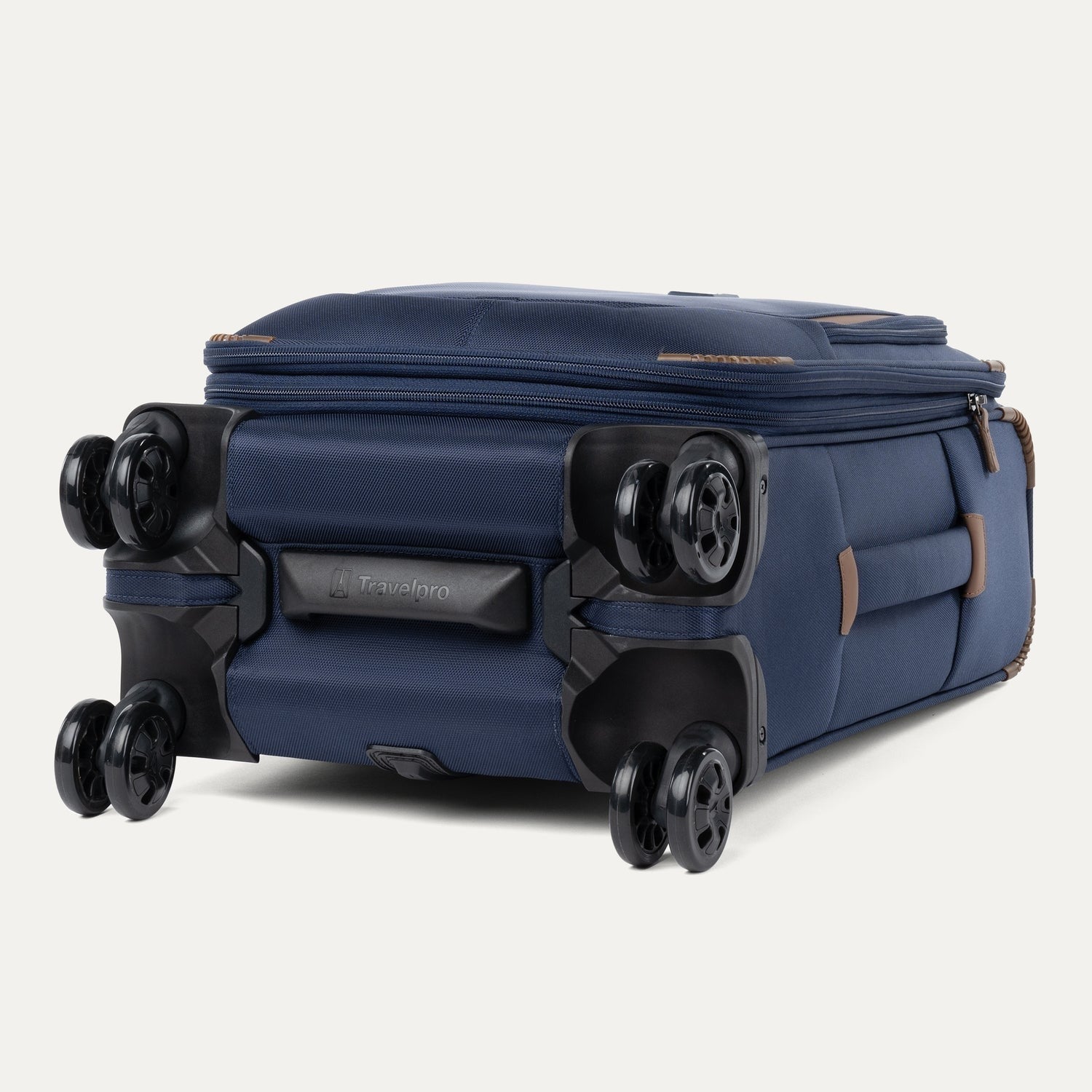 CrewTM Classic Compact Carry-On / Medium Check-In Set
