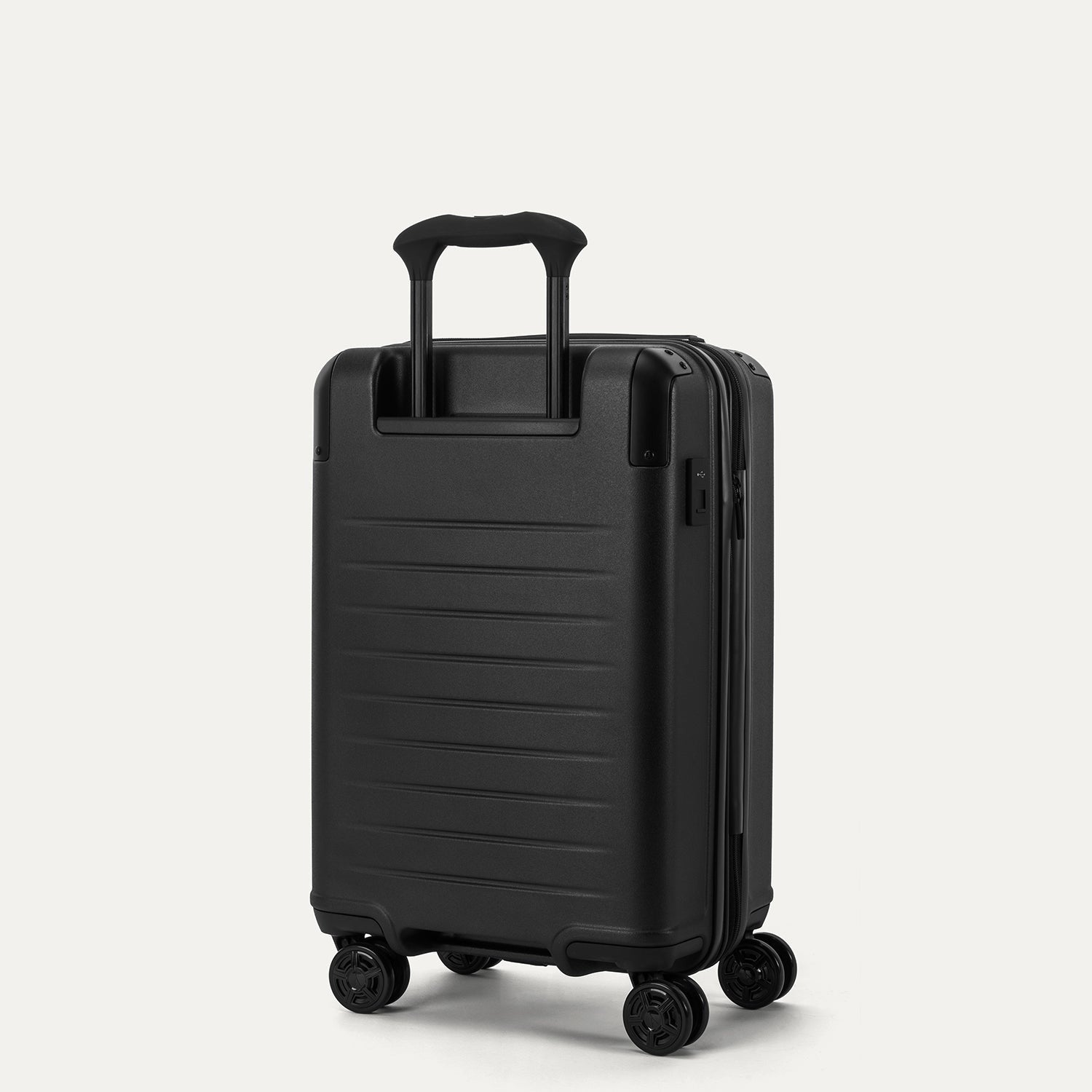 Platinum® Elite Carry-On / Medium Check-In Hardside Set
