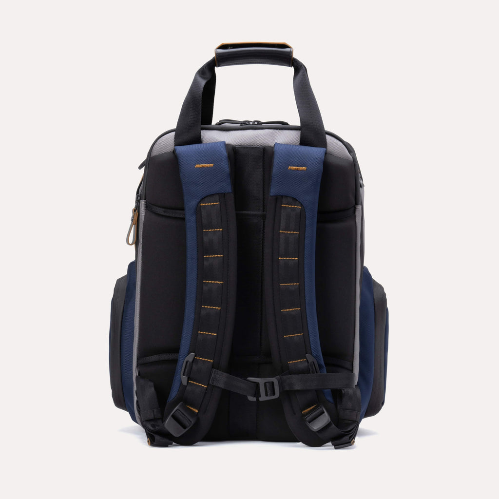 AltitudeTM Medium Expandable Laptop Backpack 25-30L