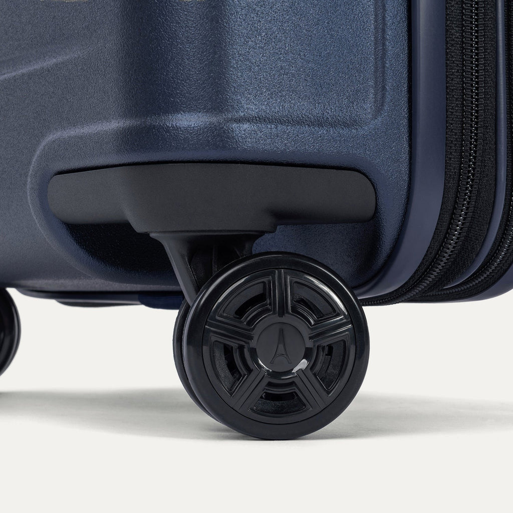 Platinum® Elite Medium Check-In Hardside Spinner