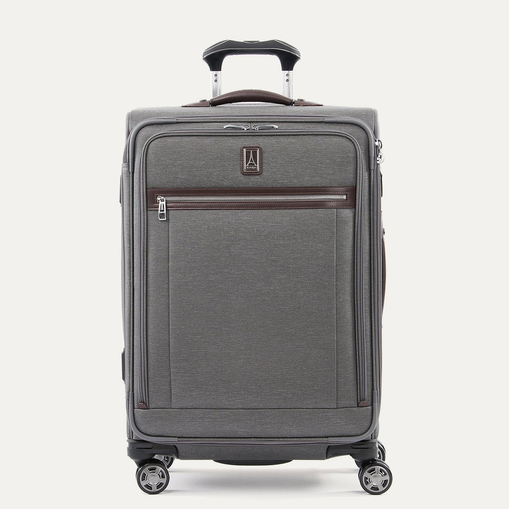 Platinum® Elite Medium Check-In Spinner