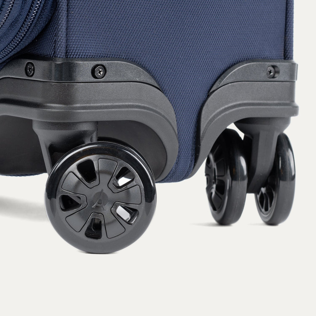 CrewTM Classic Compact Carry-On / Large Check-In Set