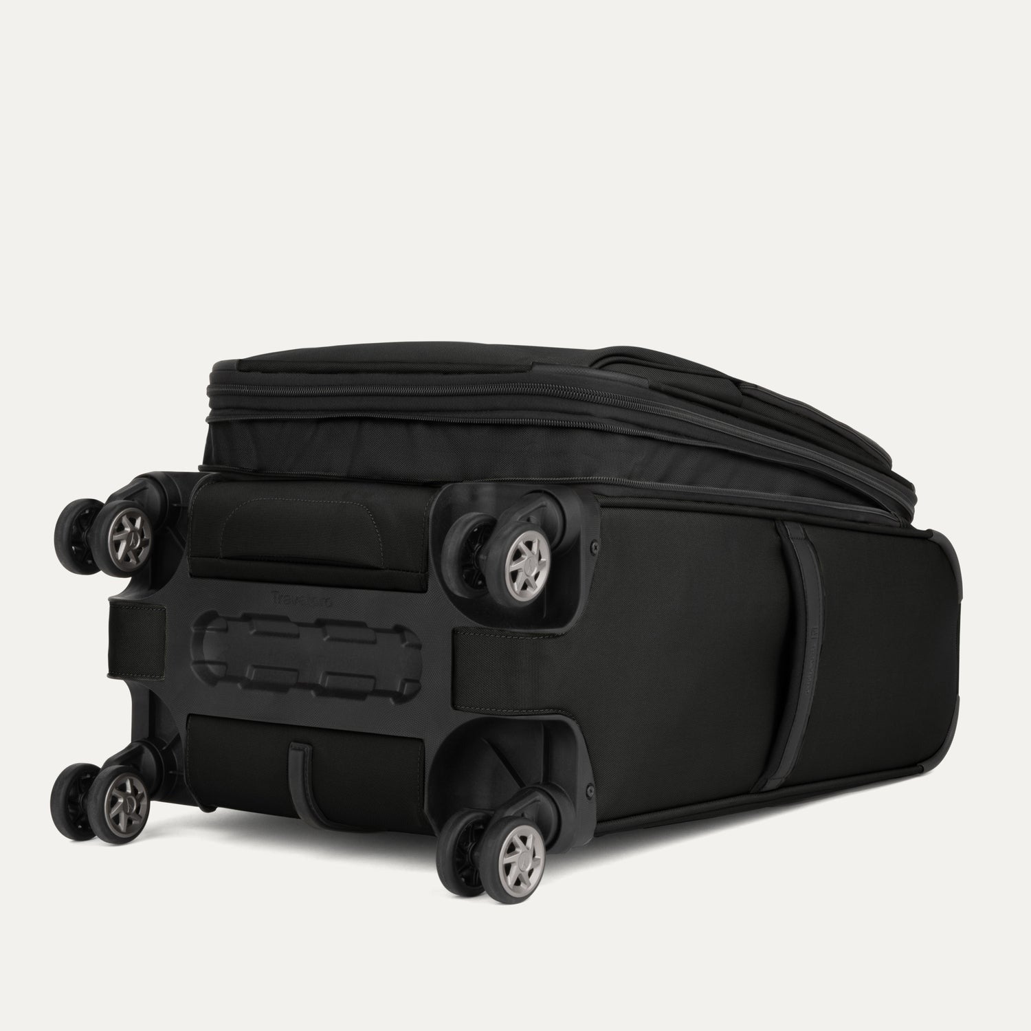 Roundtrip® Carry-on & Medium Check-in Spinner Set