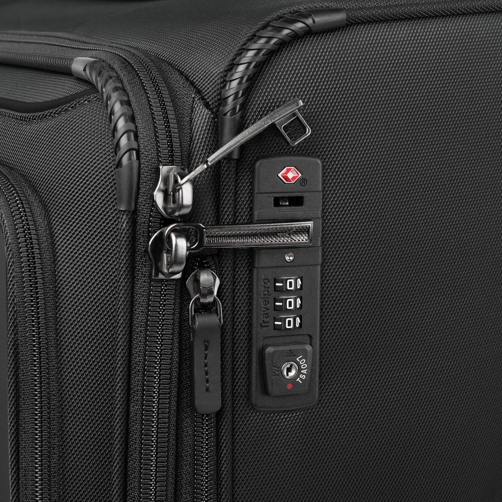 CrewTM Classic Medium Check-In Spinner