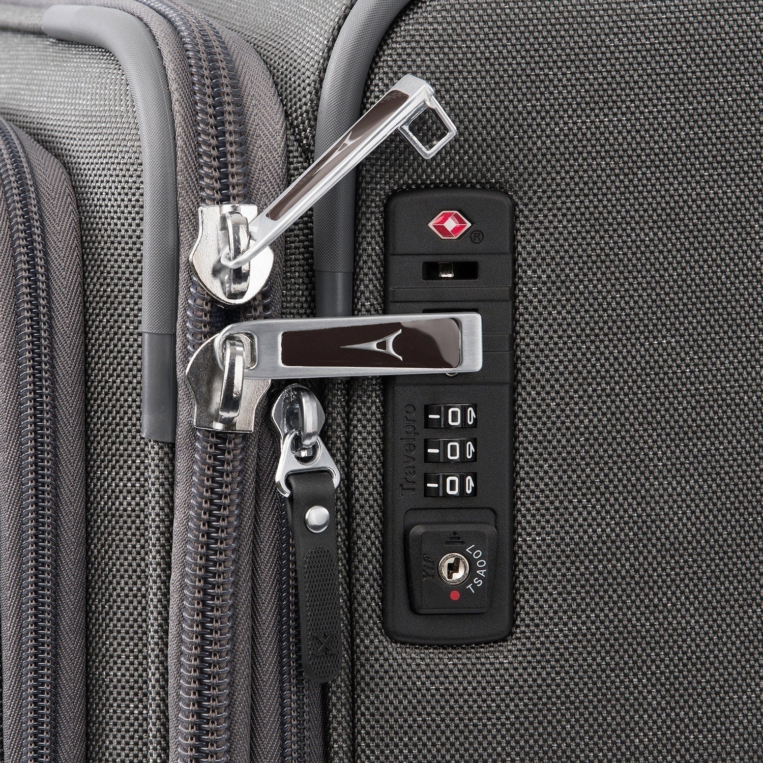 Platinum® Elite Carry-On / Medium Check-In Set